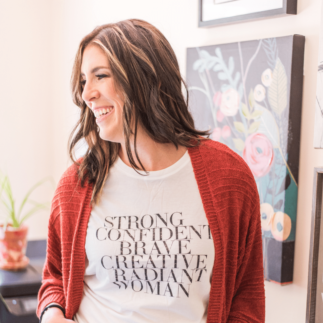 <a href="https://2dogsandalaptop.com/" class="testimonial-name">Sarah Kornblum</a>